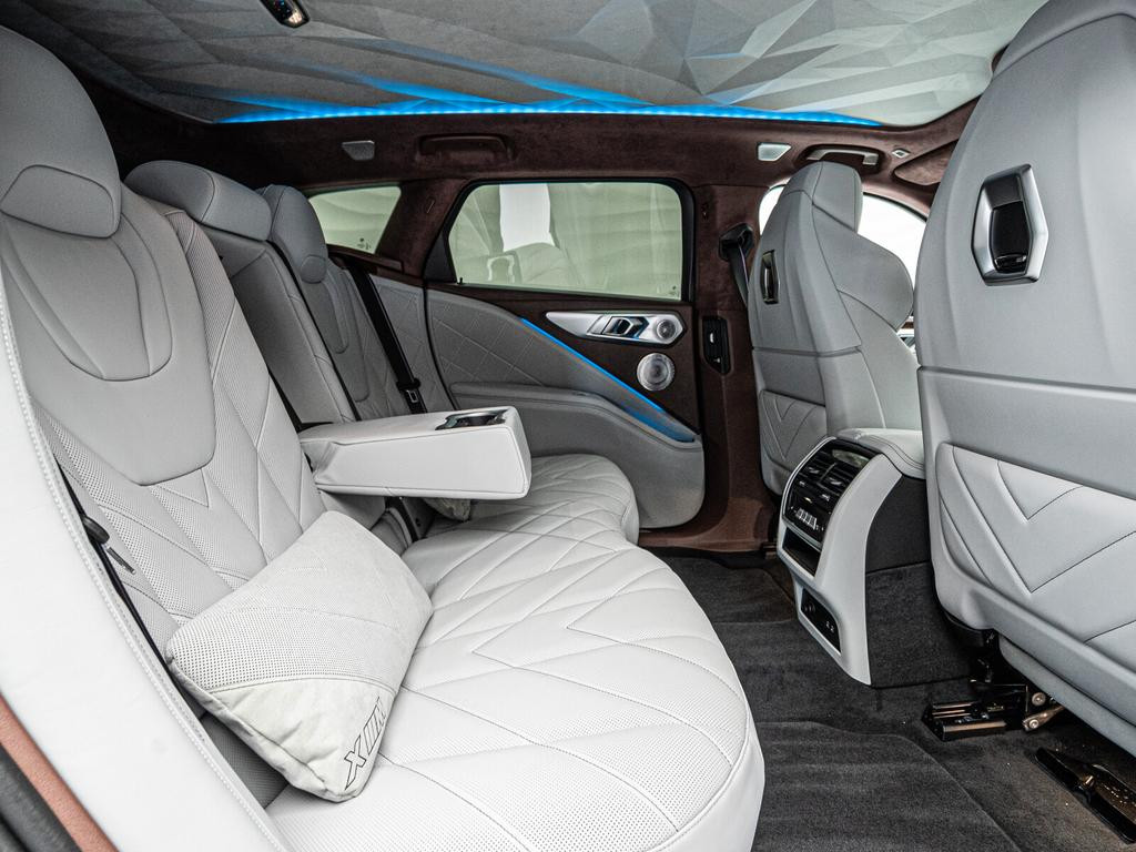 BMW XM