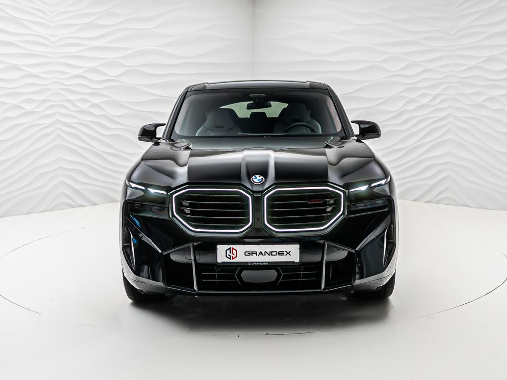 BMW XM