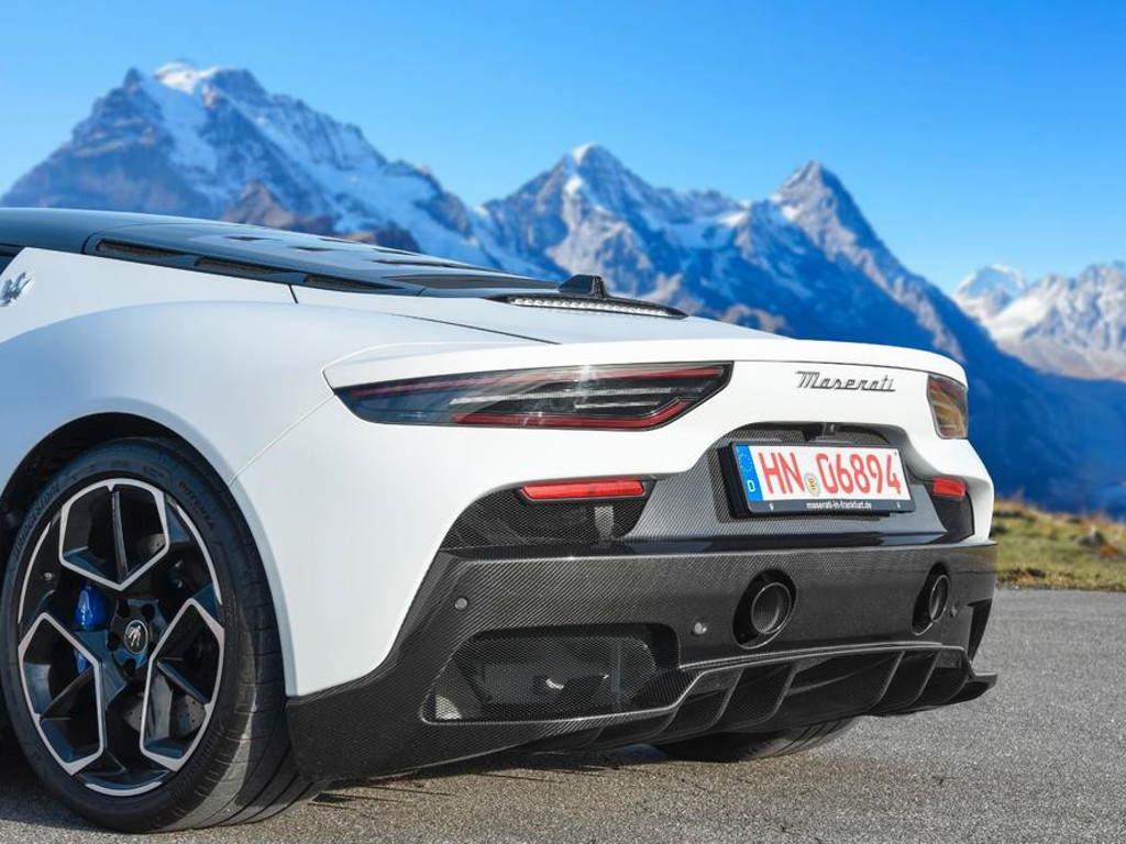 Maserati MC20