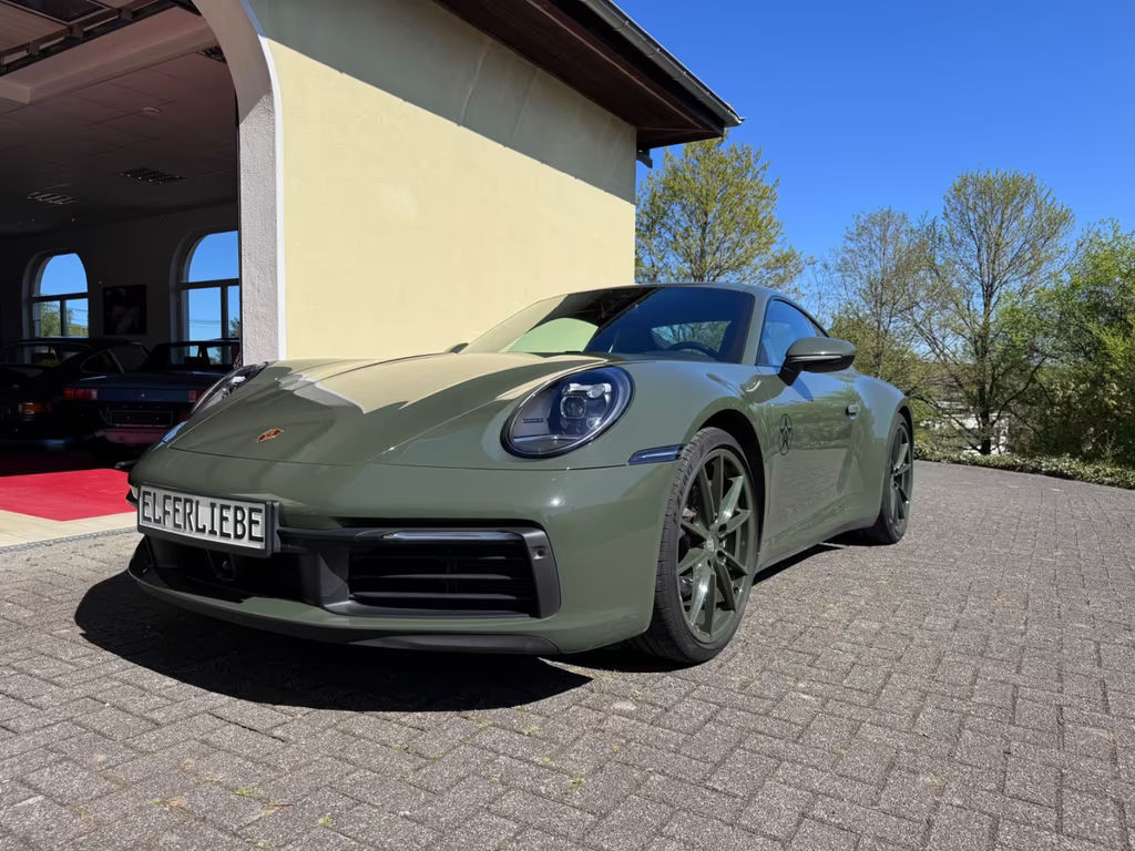 Porsche 911