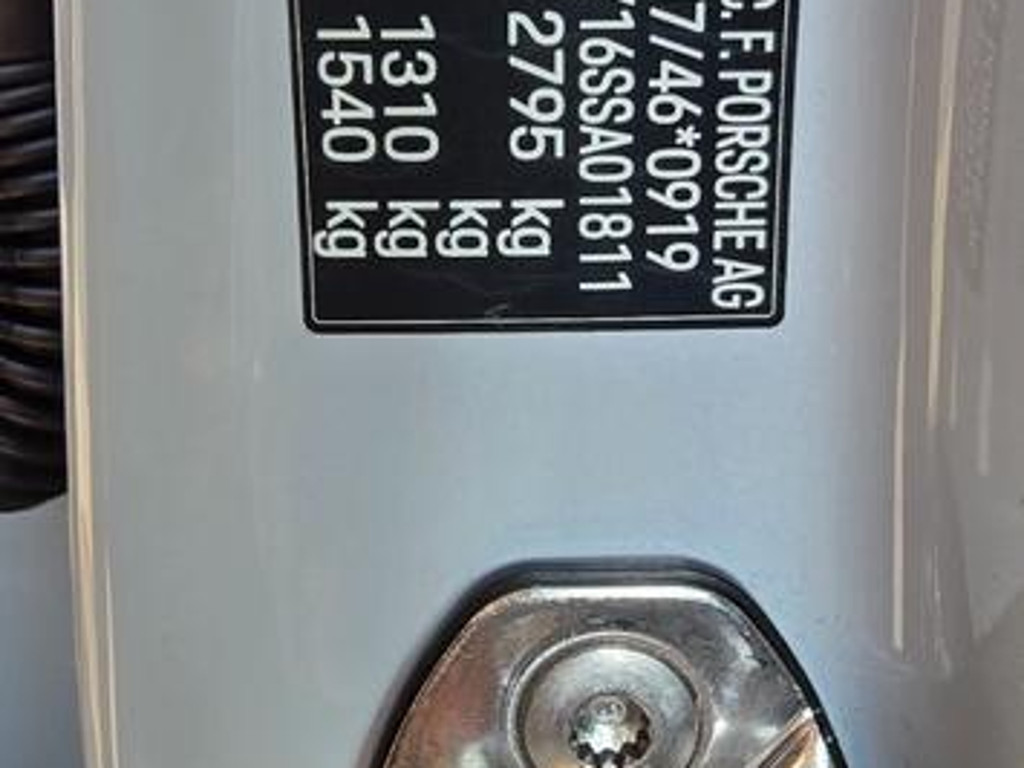 Porsche Taycan