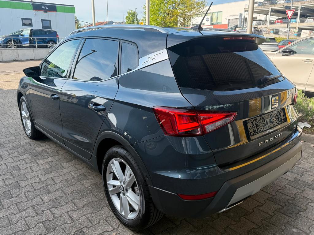 Seat Arona