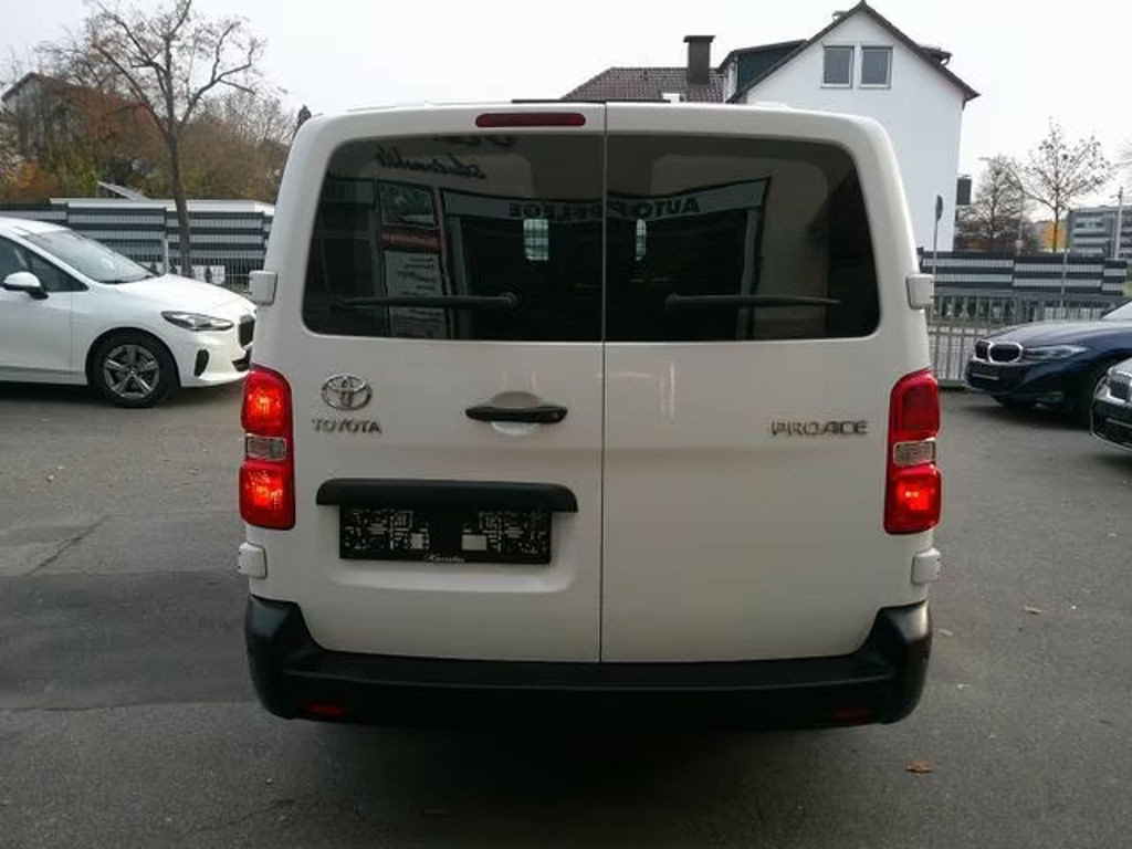 Toyota Proace (Verso)