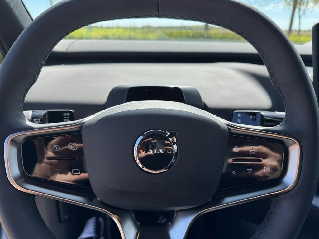 Volvo EX30