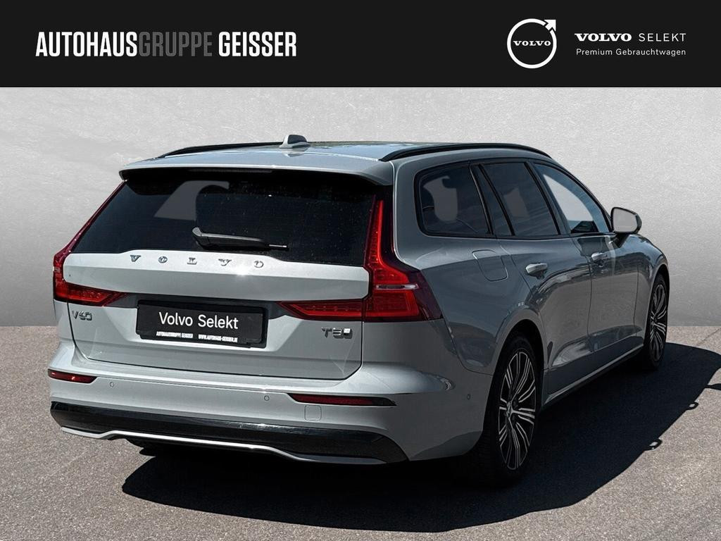 Volvo V60 AWD T8 Plus Dark