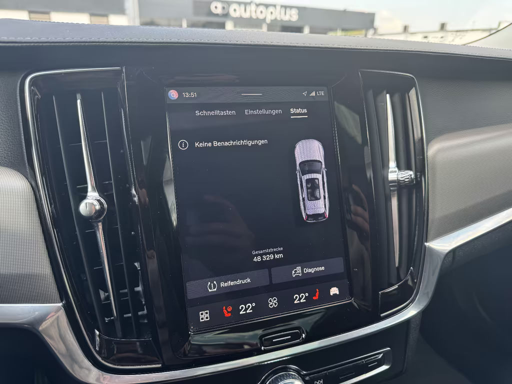 Volvo V90