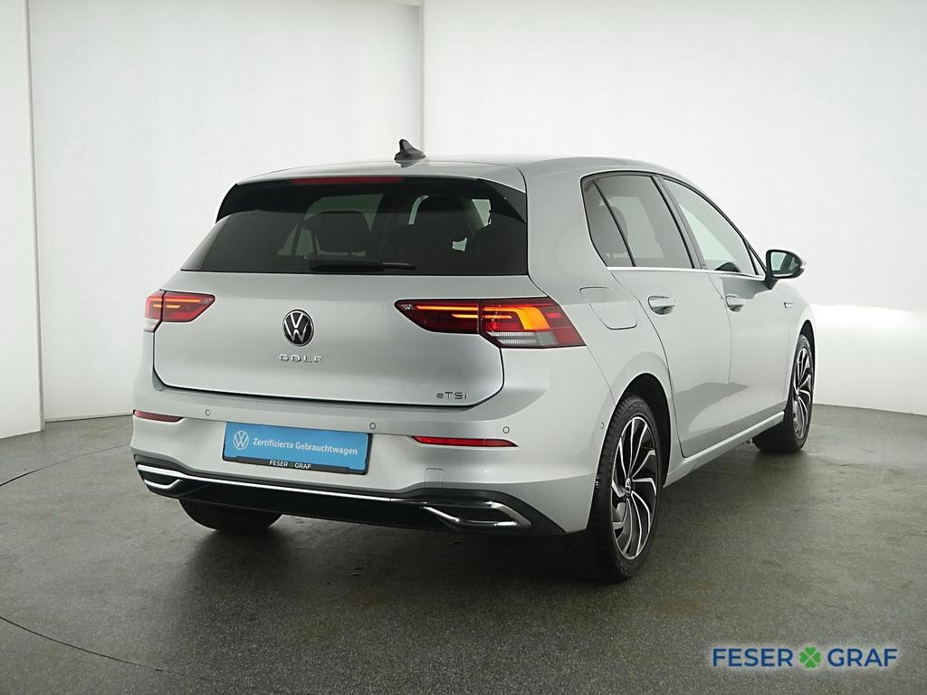 Volkswagen Golf Style