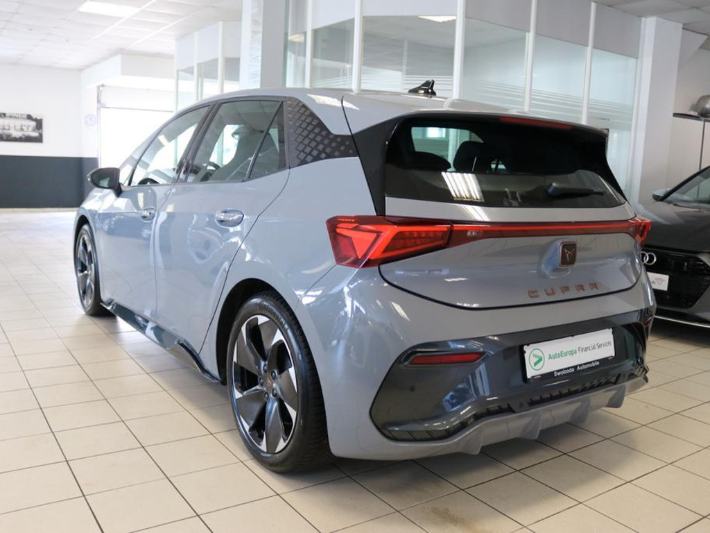 Cupra Born