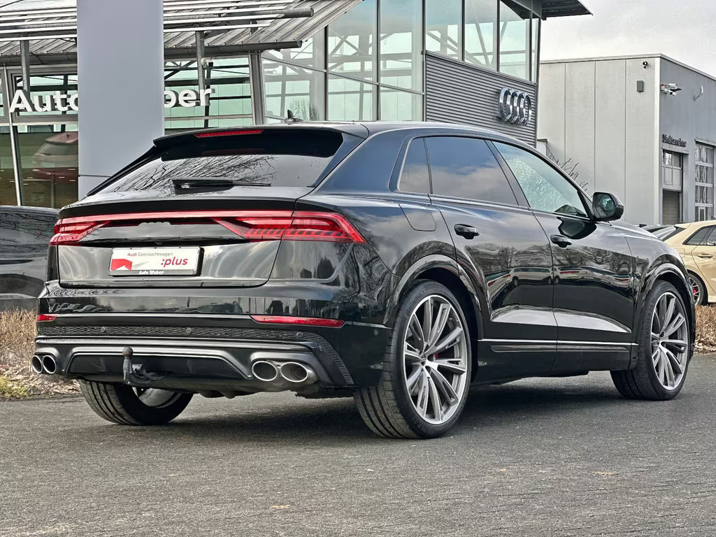Audi SQ8