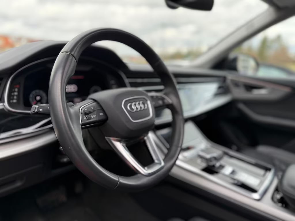 Audi Q8