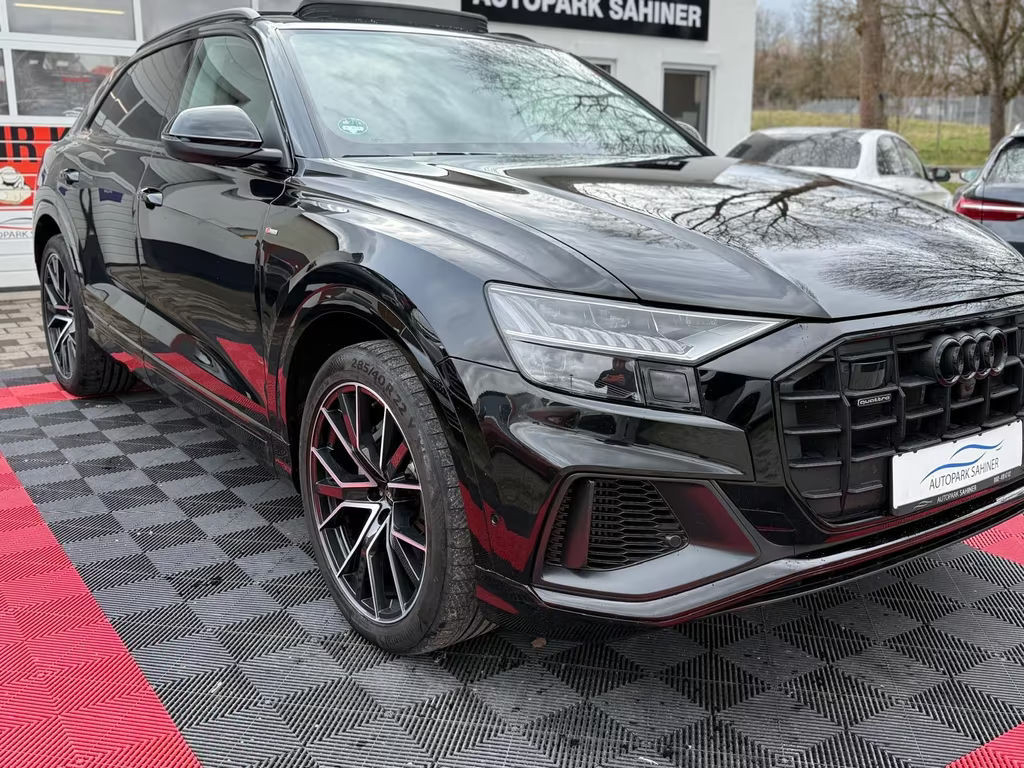 Audi Q8