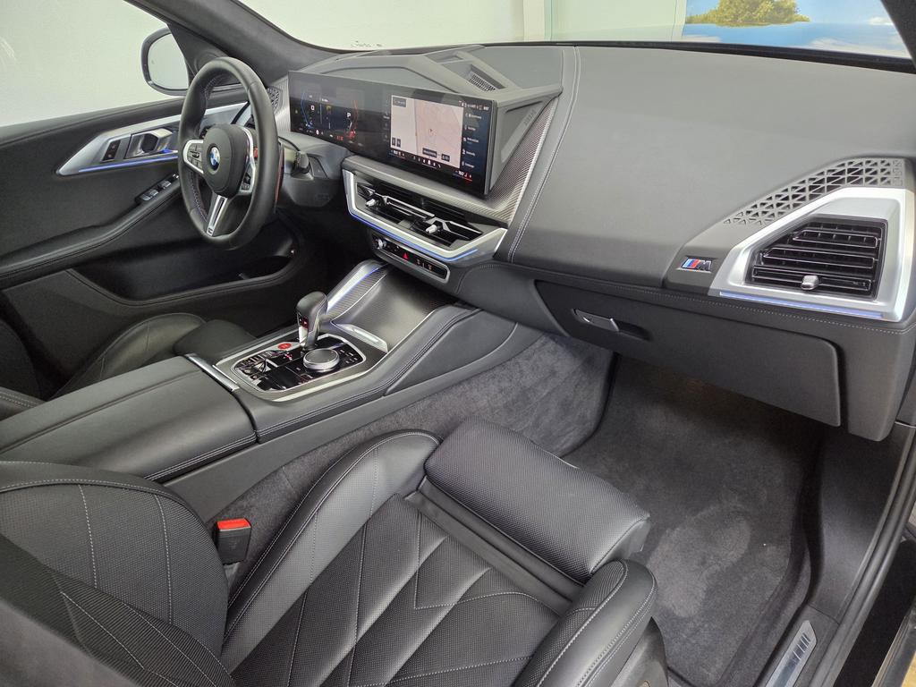 BMW XM
