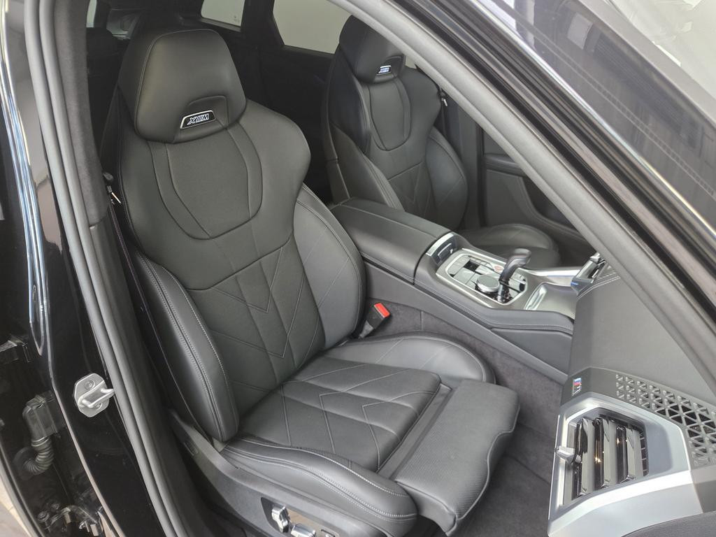 BMW XM