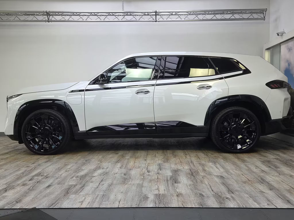 BMW XM