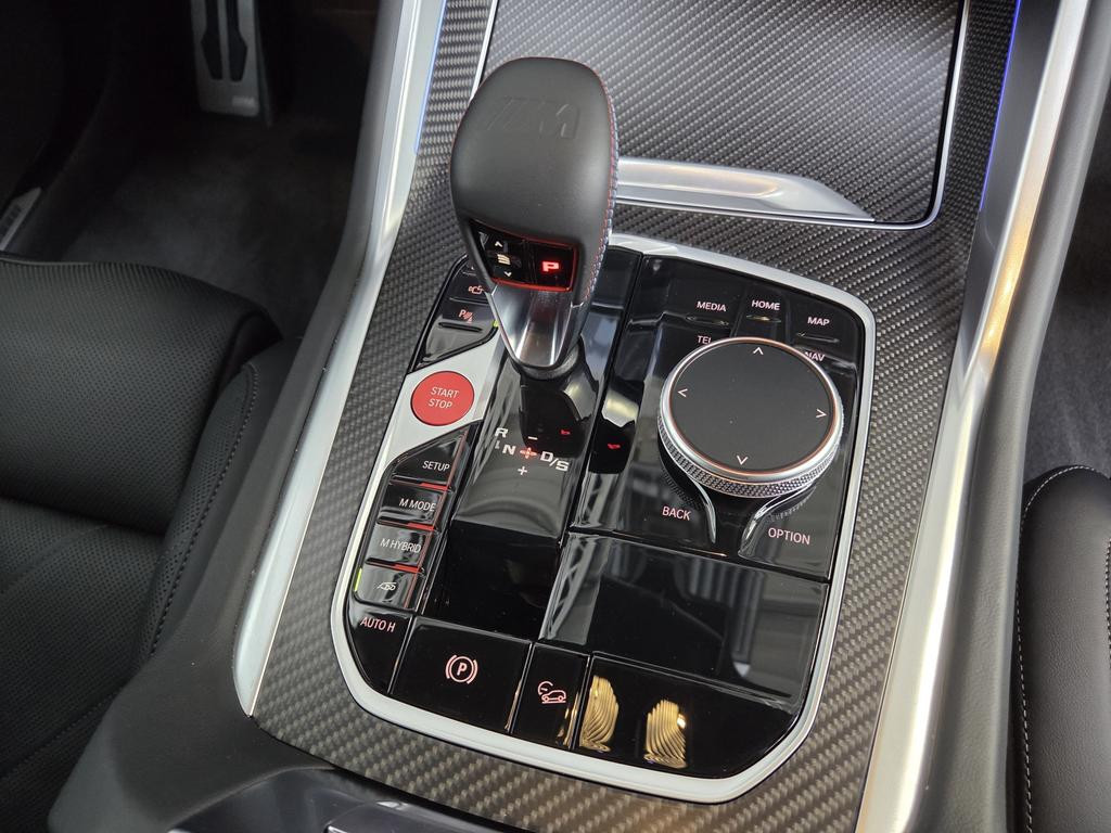 BMW XM