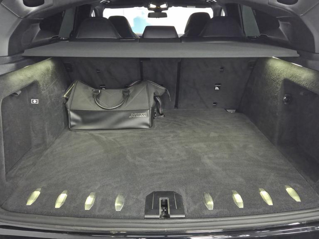 BMW XM