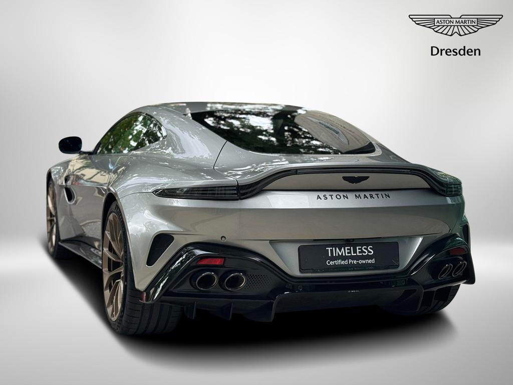 Aston Martin V8 Vantage