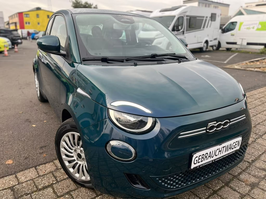 Fiat 500e 42kWh 118PS - RFK, SHZ, PDC, CarPlay