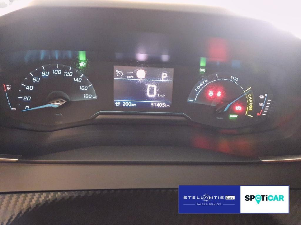 Peugeot e-2008