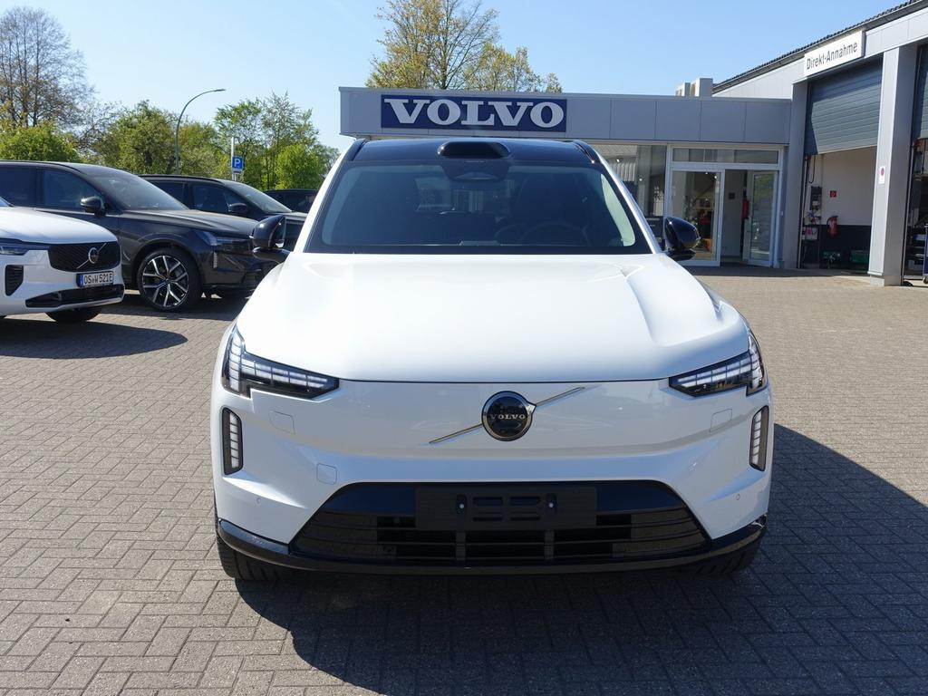 Volvo EX90