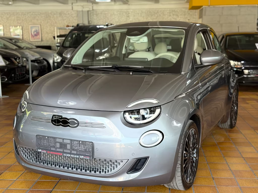 Fiat 500 La Prima