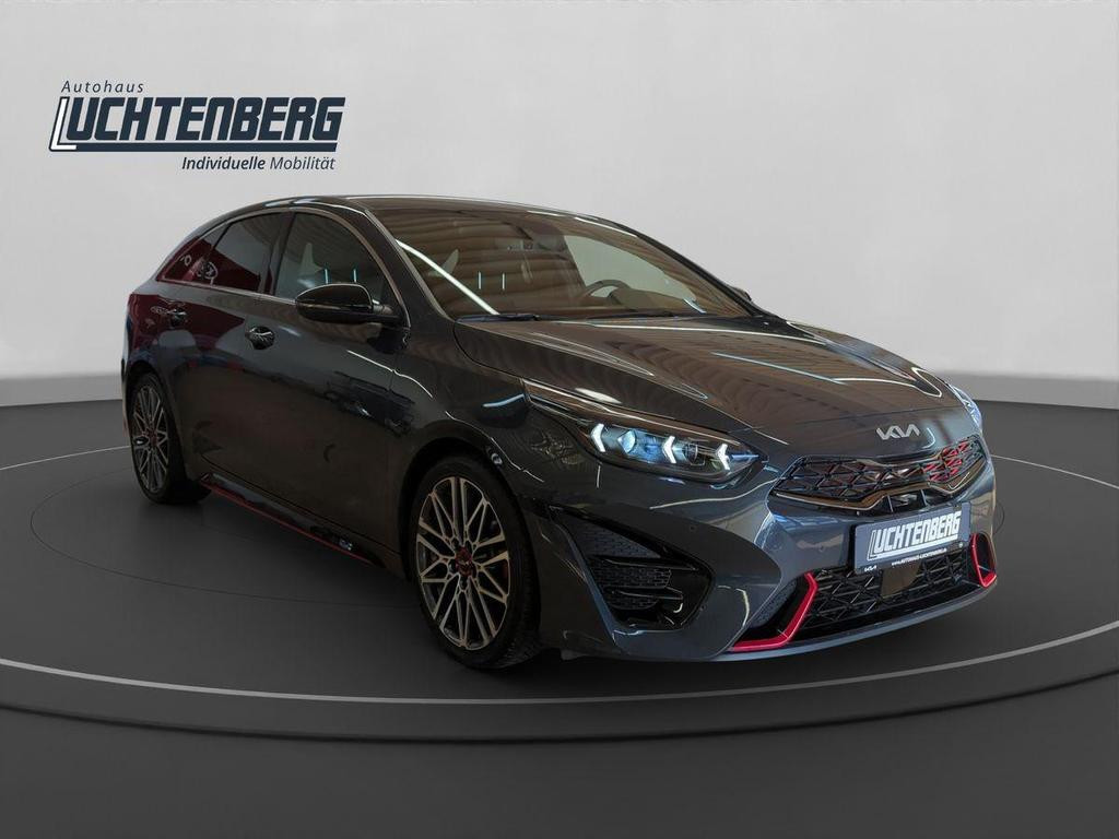 Kia ProCeed