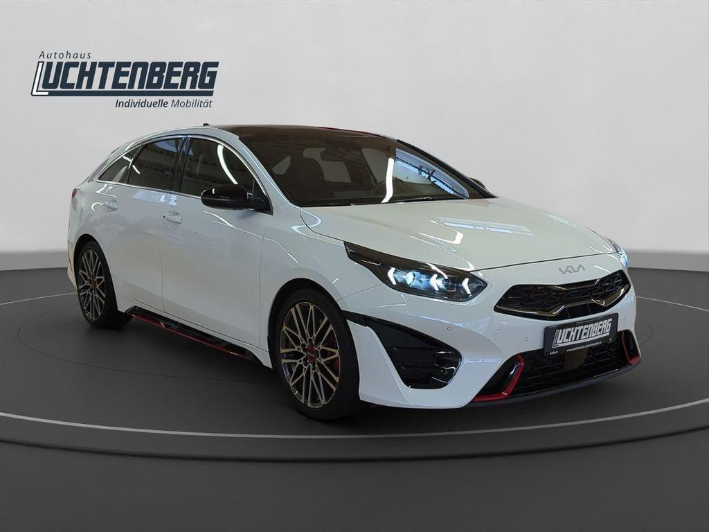 Kia ProCeed
