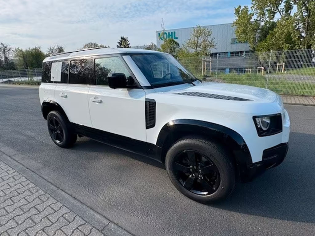 Land Rover Defender S 110