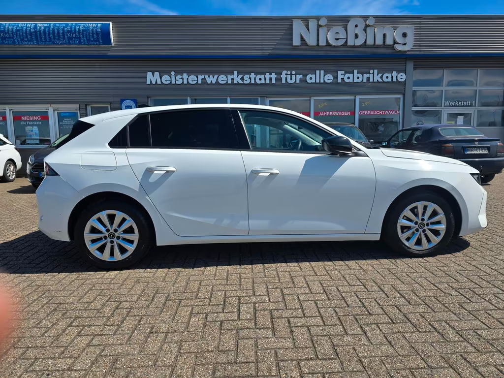 Opel Astra Business Edition