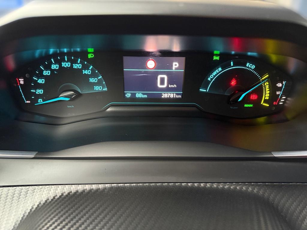 Peugeot e-2008