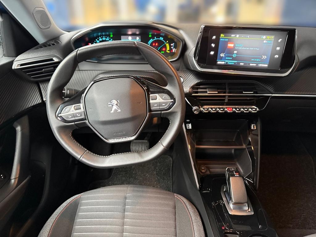 Peugeot e-2008