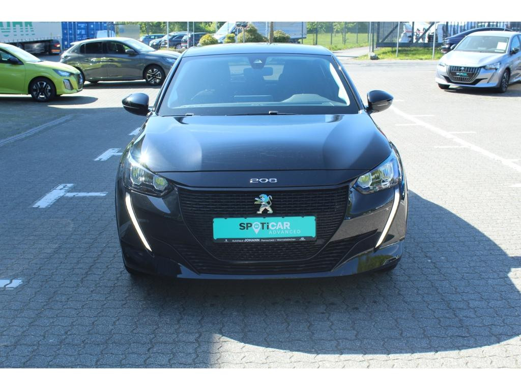 Peugeot e-208