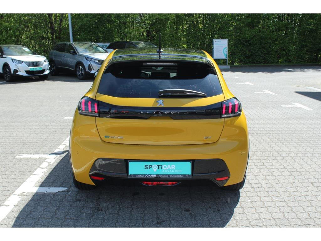 Peugeot e-208
