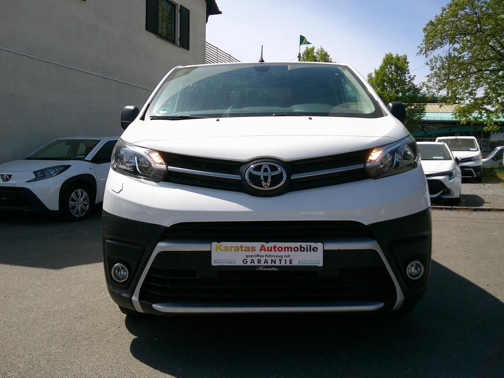 Toyota Proace (Verso)