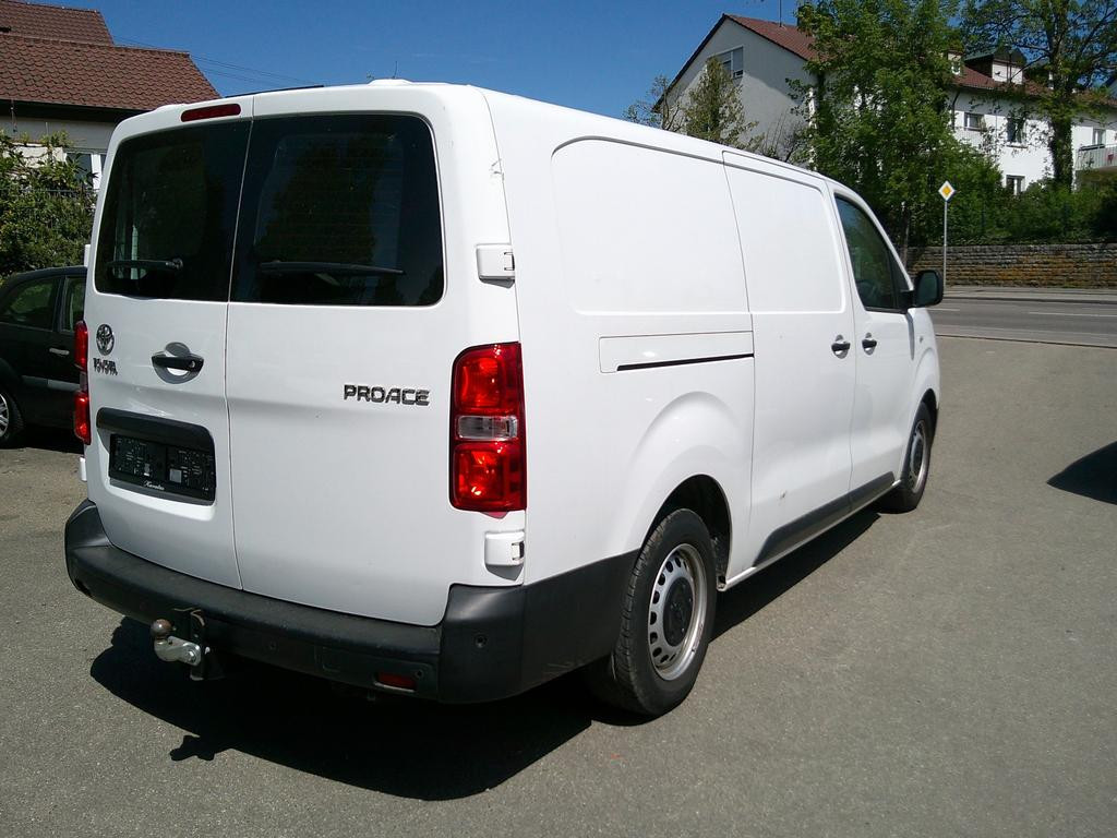 Toyota Proace (Verso)