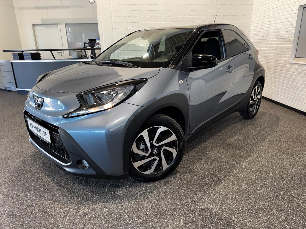 Toyota Aygo X Aygo X Teamplayer AUTOM.KLIMA CAM SITZHEIZ APPLE