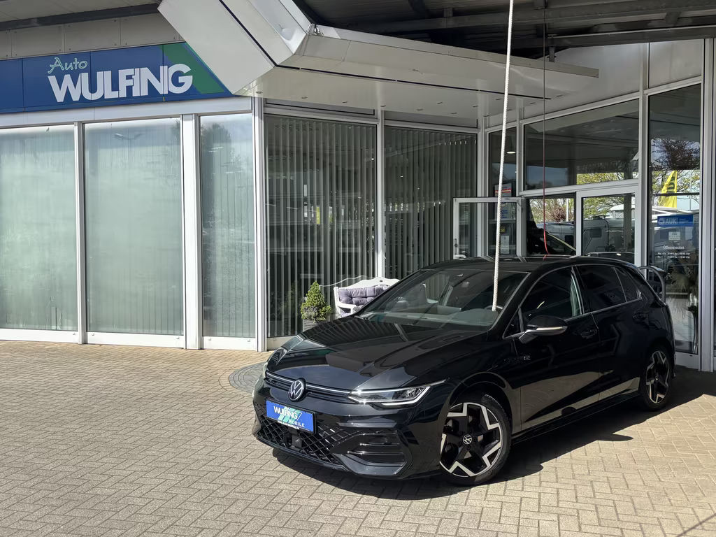 Volkswagen Golf R-Line 1.5 TSI
