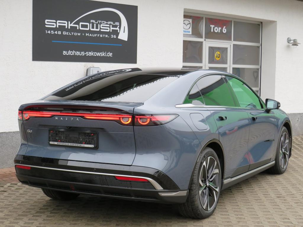 Mazda 6e