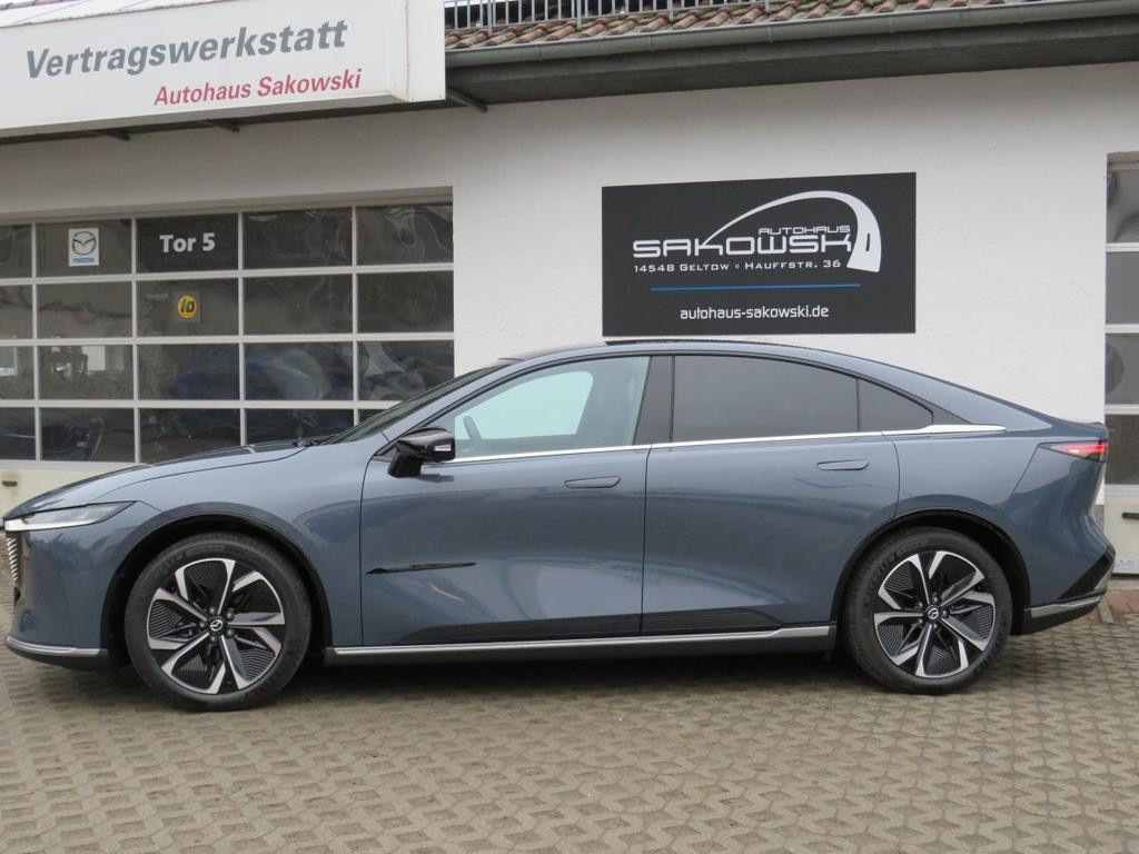 Mazda 6e