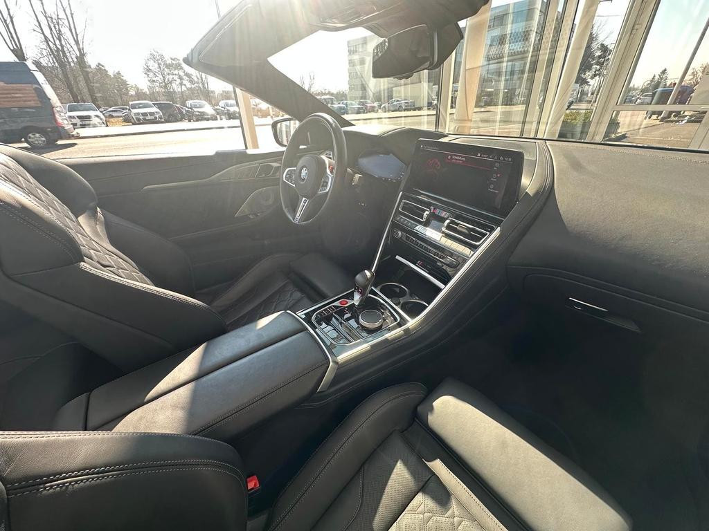 BMW M8
