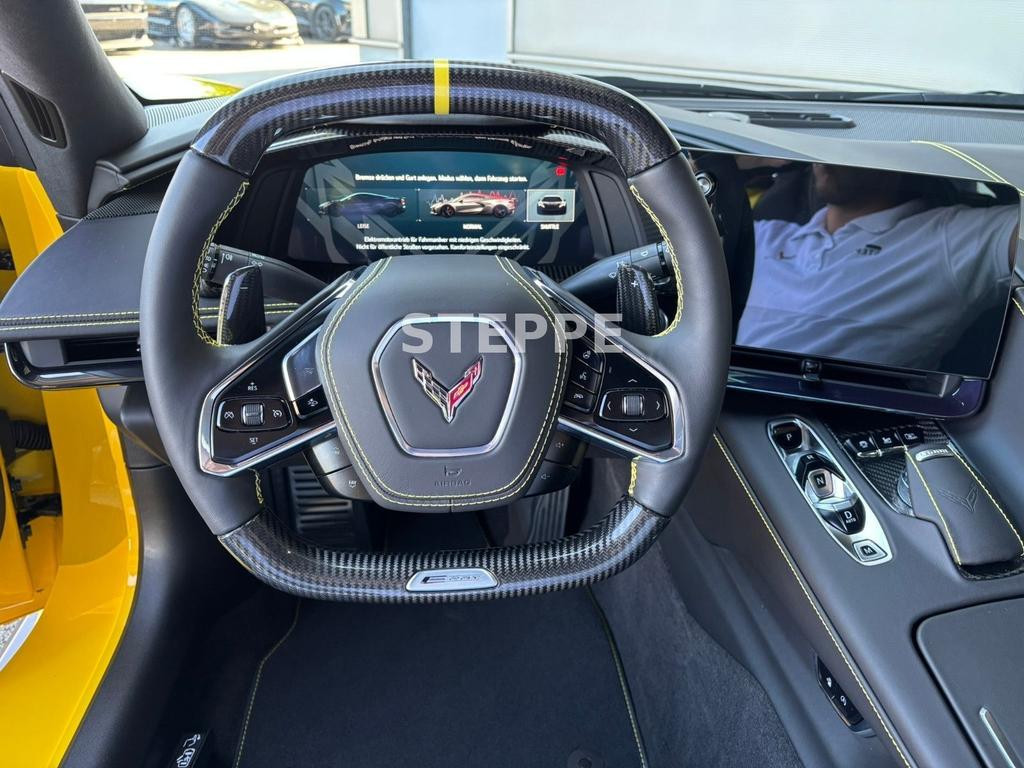 Corvette C8