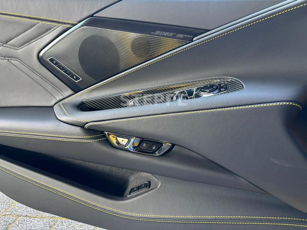 Corvette C8