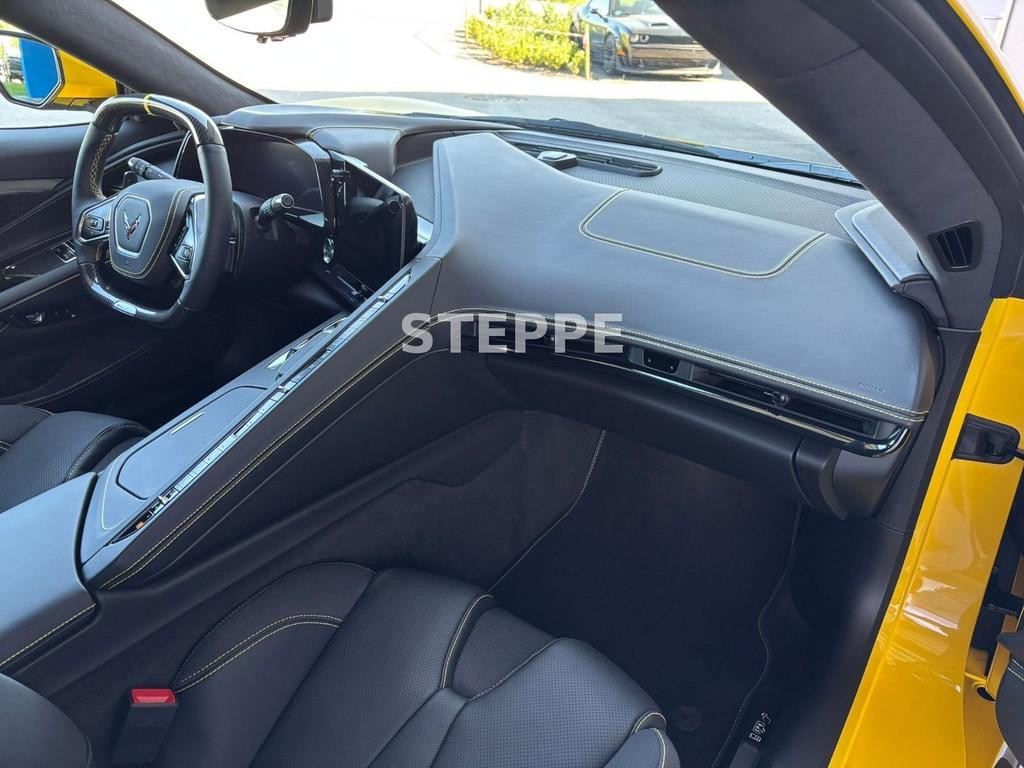 Corvette C8