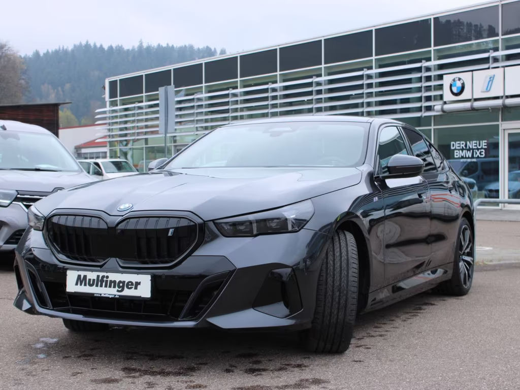 BMW i5