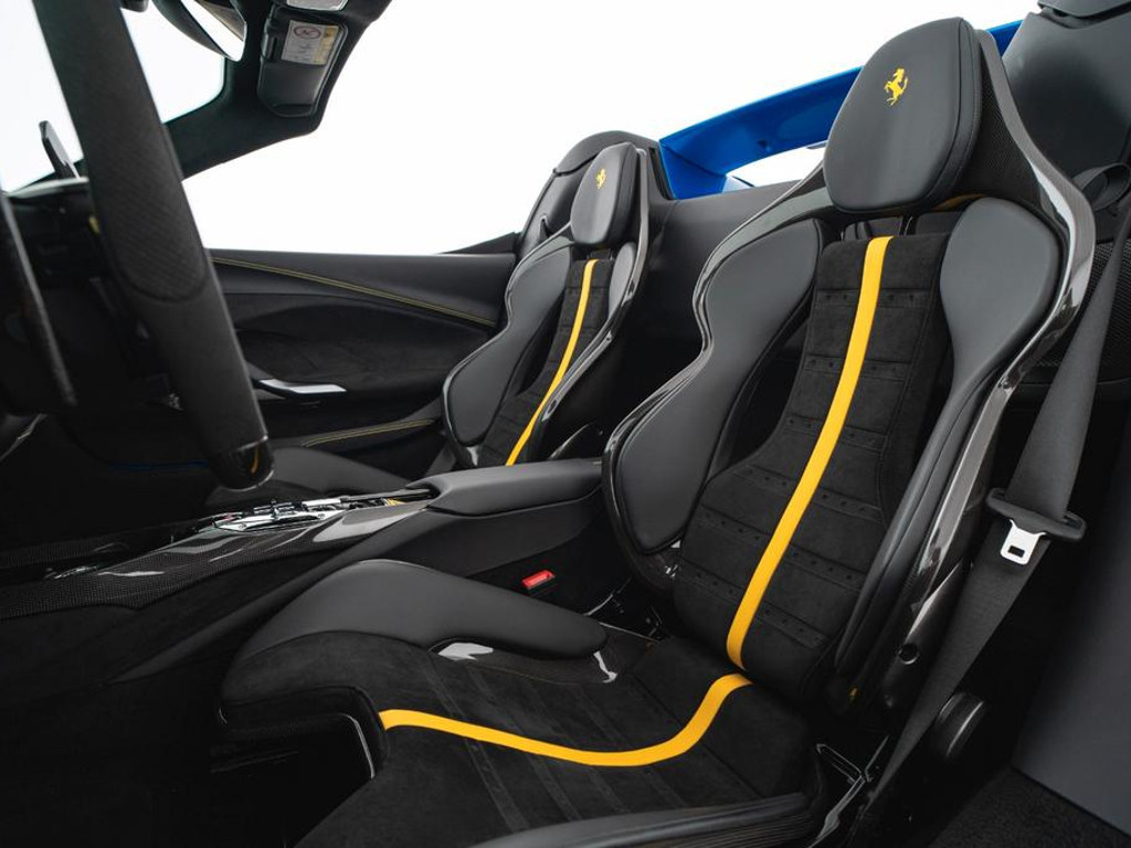 Ferrari 296 GTS
