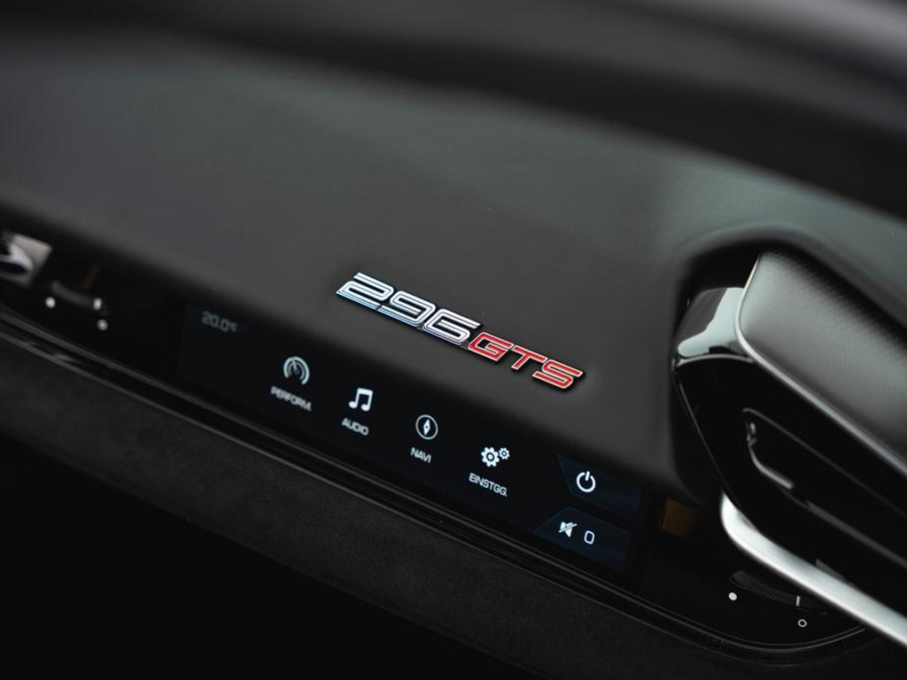 Ferrari 296 GTS