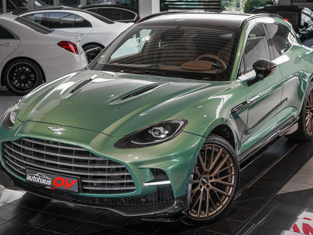 Aston Martin DBX
