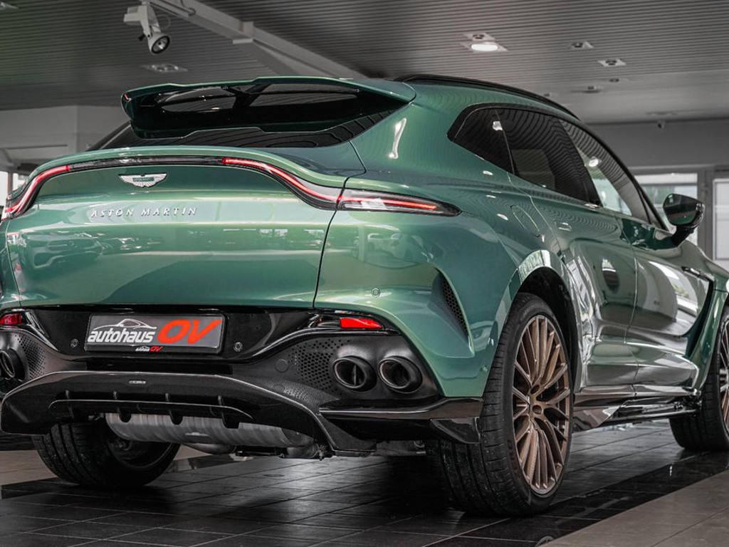 Aston Martin DBX
