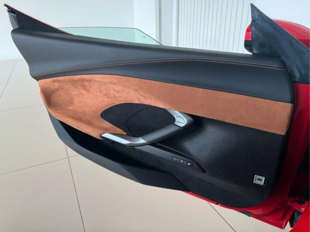 Ferrari 296