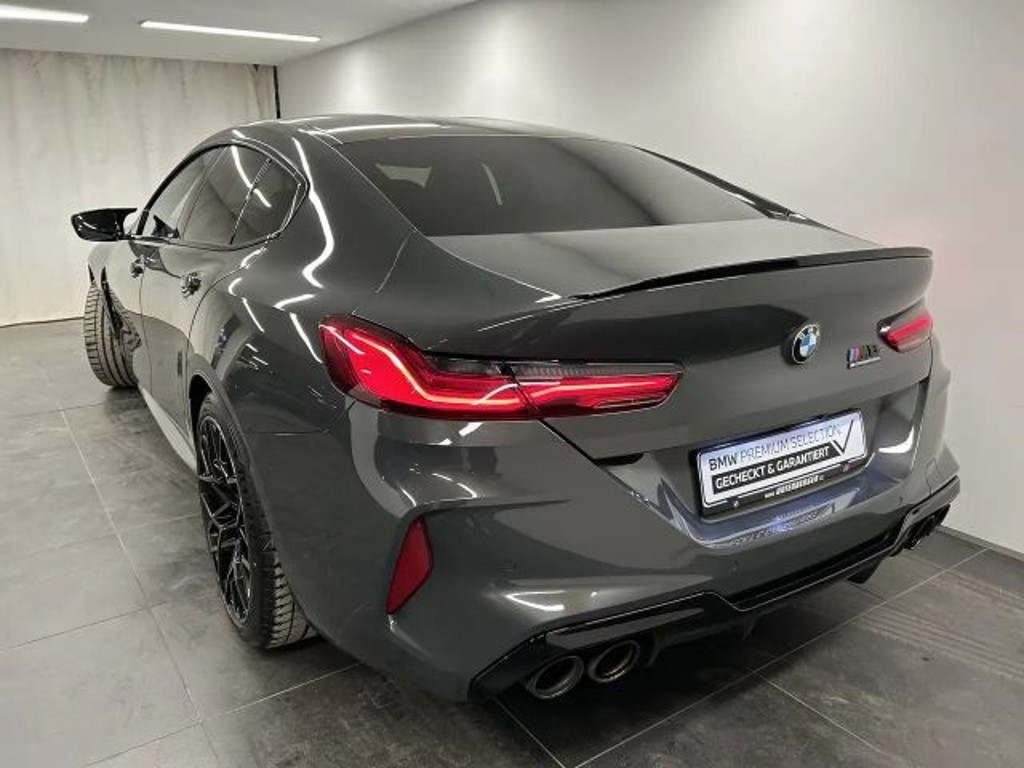 BMW M8